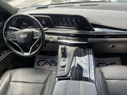 Used 2023 Cadillac Escalade ESV Sport AWD/4WD image 11
