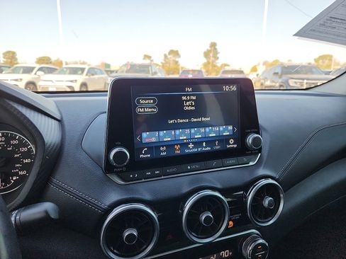 Used 2021 Nissan Sentra SV image 19