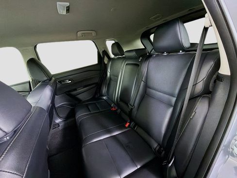 Used 2024 Nissan Rogue SL FWD image 26