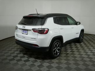 Used 2025 Jeep Compass Limited video 3