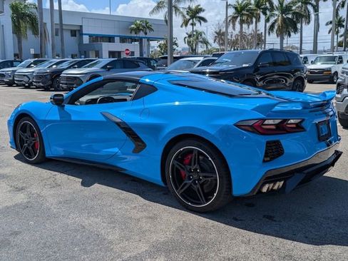 Used 2022 Chevrolet Corvette Stingray Coupe w/ Z51 Performance Package image 5
