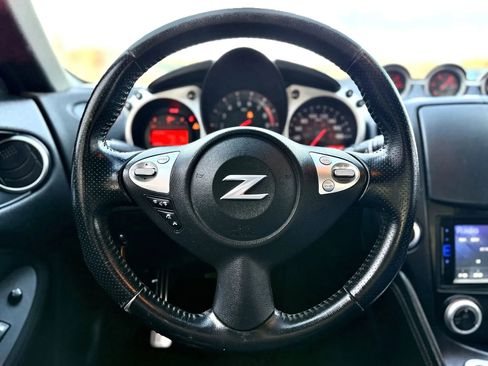 Used 2016 Nissan 370Z Coupe image 22