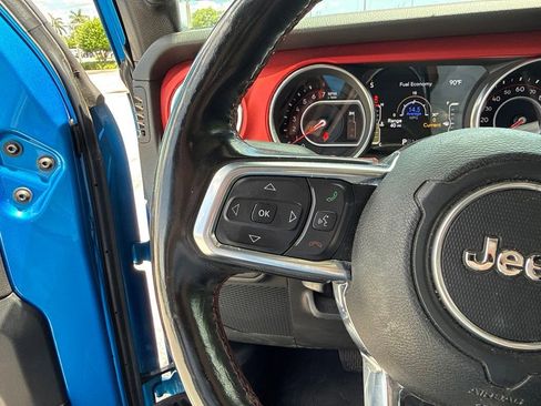 Used 2020 Jeep Gladiator Rubicon w/ Dual Top Group AWD/4WD image 22