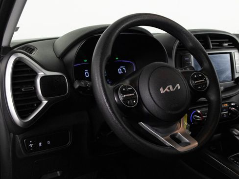 Used 2023 Kia Soul LX w/ Option Group 015 image 32