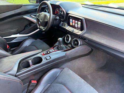 Used 2017 Chevrolet Camaro ZL1 RWD image 14
