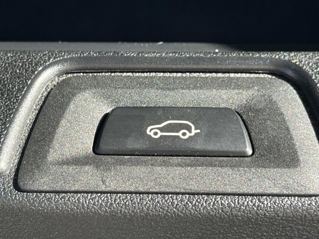 Used 2021 BMW X5 sDrive40i w/ Premium Package RWD image 24