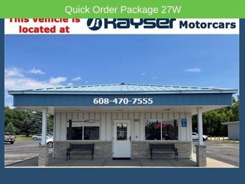 Used 2021 Chrysler Pacifica Touring w/ Cold Weather Group FWD image 3