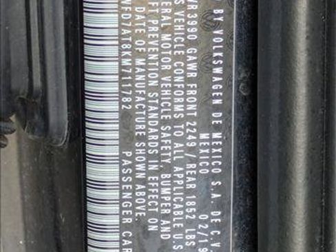 Used 2019 Volkswagen Beetle 2.0T image 25