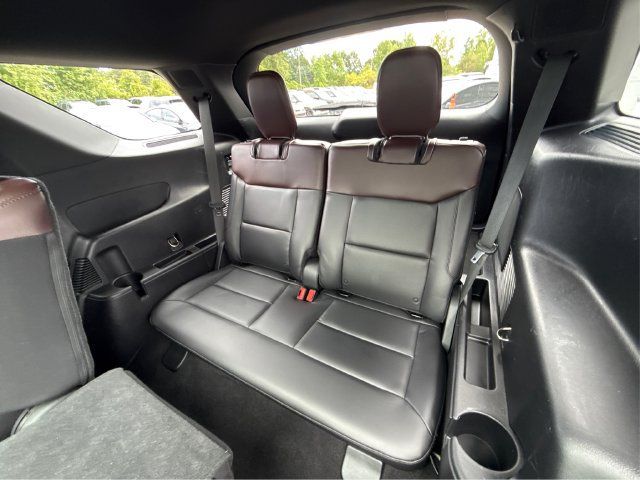 Used 2020 Ford Explorer Platinum w/ Premium Technology Package AWD/4WD image 41