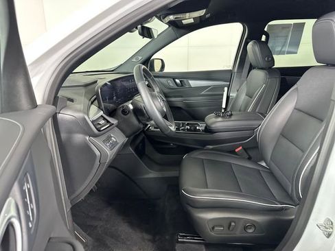 New 2026 Buick Enclave Preferred w/ Power Package FWD image 11