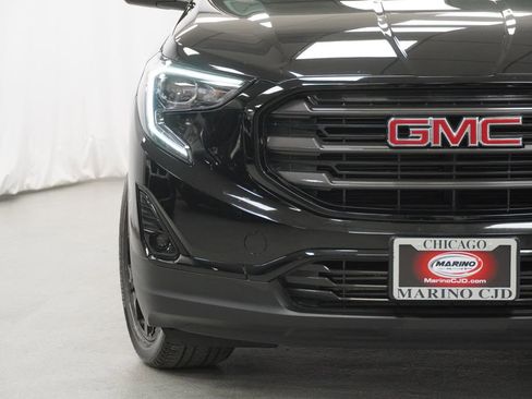 Used 2021 GMC Terrain SLT w/ Elevation Edition image 6