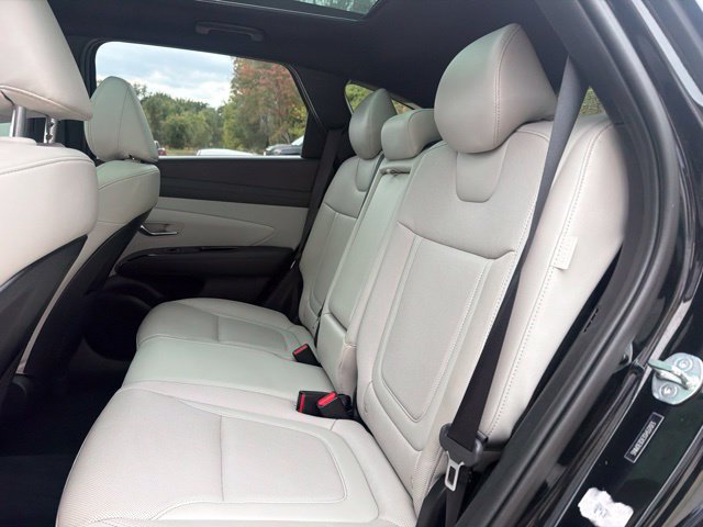 Used 2025 Hyundai Tucson Limited FWD image 20