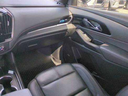 Certified 2023 Chevrolet Traverse RS w/ LPO, Cargo Package FWD image 20