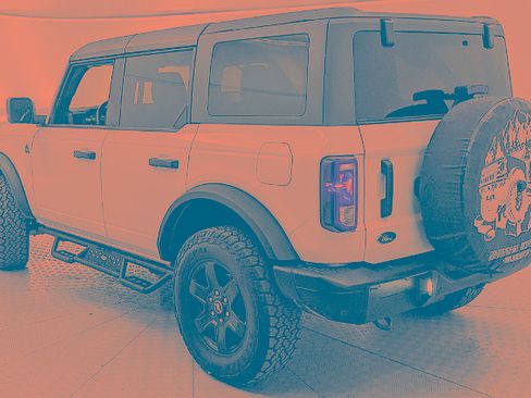 Certified 2024 Ford Bronco Black Diamond AWD/4WD image 4