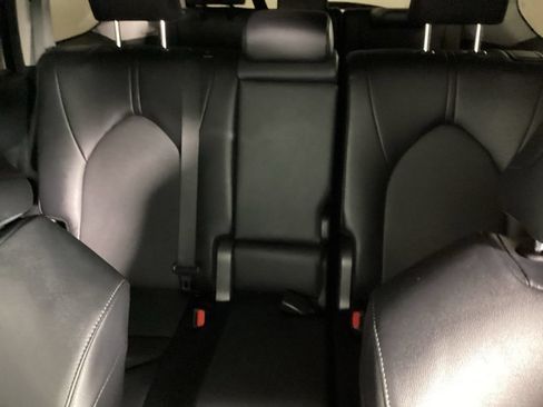 Used 2024 Toyota Grand Highlander AWD image 27