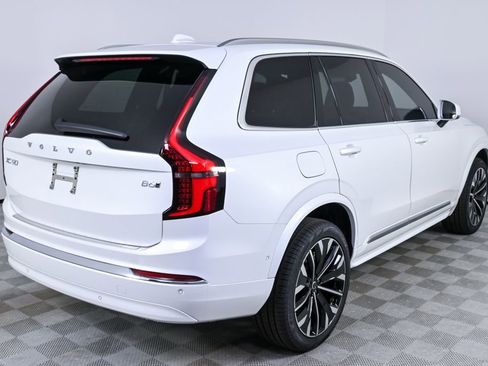 New 2026 Volvo XC90 B6 Plus w/ Protection Package Premier AWD/4WD image 29