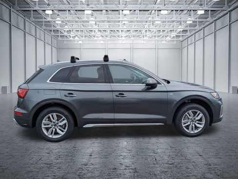 Used 2022 Audi Q5 2.0T Premium w/ Convenience Package image 6