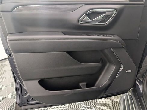 Used 2023 GMC Yukon SLT image 10