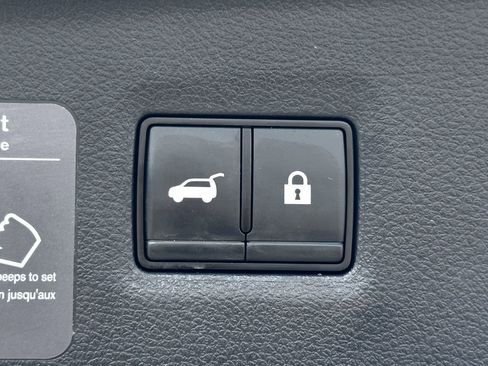 Used 2023 INFINITI QX50 Luxe w/ Accent Package image 32