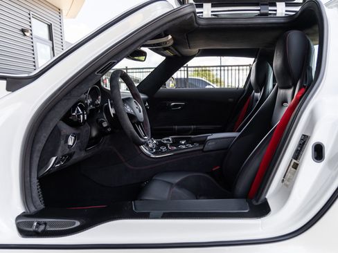 Used 2014 Mercedes-Benz SLS AMG Black Series image 44