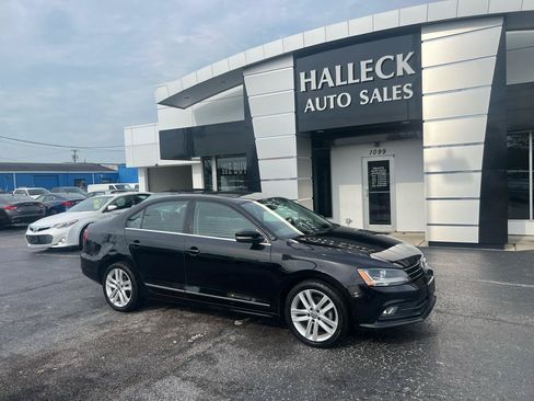 Used 2017 Volkswagen Jetta SEL FWD image 8