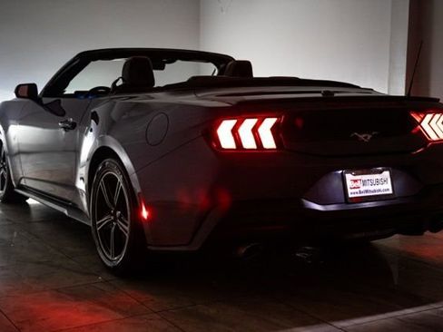 Used 2024 Ford Mustang Premium RWD image 36