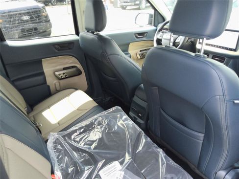 New 2026 Ford Maverick Lariat AWD/4WD image 27