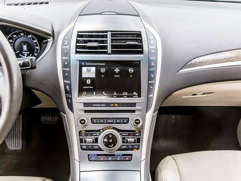 Used 2019 Lincoln MKZ Reserve AWD/4WD image 20
