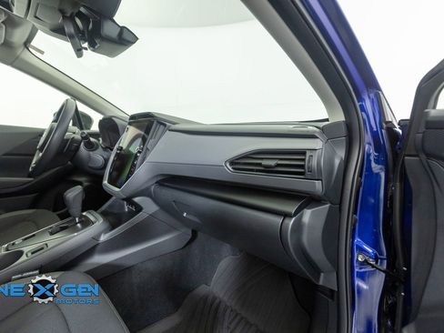 Used 2025 Subaru Crosstrek 2.0i Premium AWD/4WD image 38