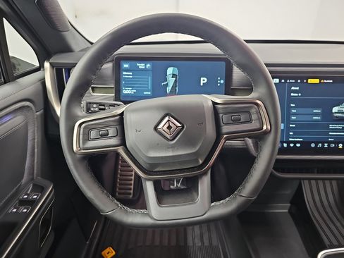 Used 2024 Rivian R1S Adventure AWD/4WD image 28