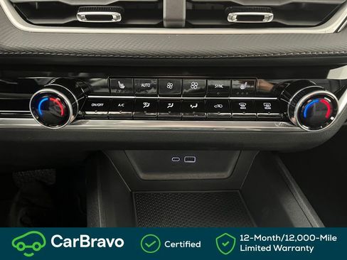 Used 2026 Chevrolet Equinox LT w/ Convenience Package II AWD/4WD image 36