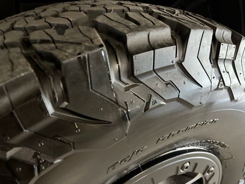 Used 2025 Jeep Wrangler Rubicon w/ Xtreme 35 Tire Package AWD/4WD image 43