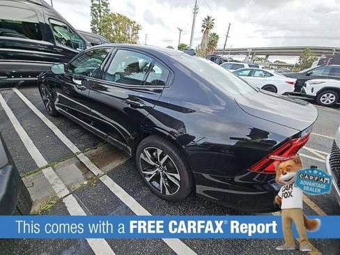 Used 2024 Volvo S60 B5 Plus image 2
