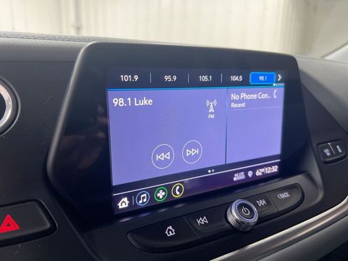 Used 2019 Chevrolet Blazer LT FWD image 14