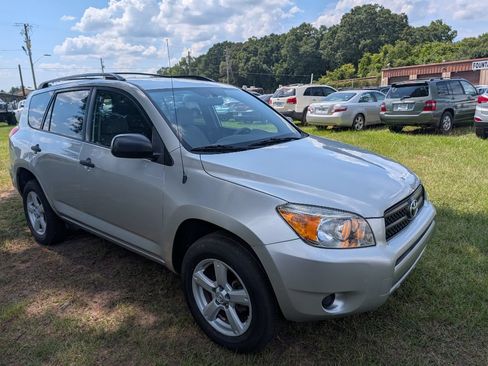 Used 2008 Toyota RAV4 2WD image 2
