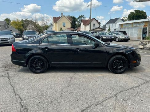 Used 2011 Ford Fusion SE w/ 202A Rapid Spec Order Code FWD image 3