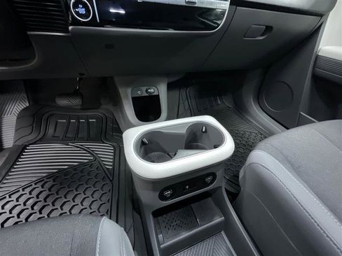 Used 2024 Hyundai Ioniq 5 SEL image 15