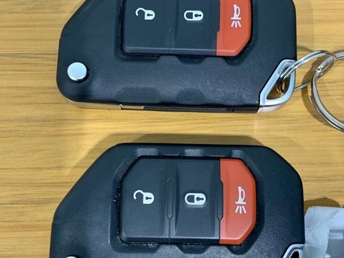 Used 2023 Jeep Wrangler Sport S image 49