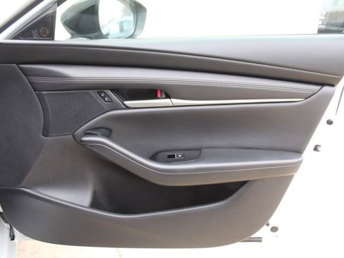 Certified 2024 MAZDA MAZDA3 s image 35