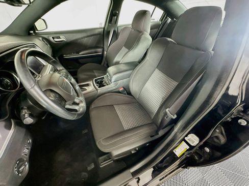 Used 2022 Dodge Charger R/T RWD image 13