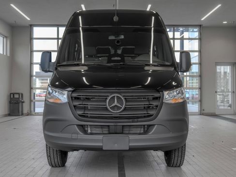 New 2025 Mercedes-Benz Sprinter 3500 image 10
