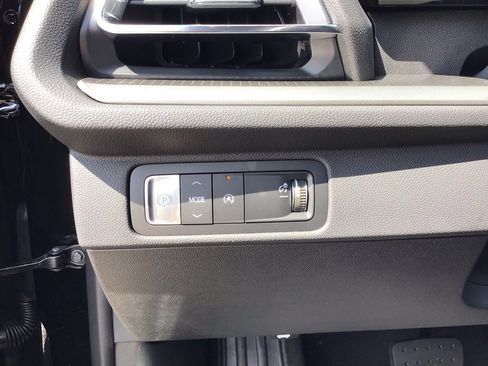 New 2026 Chevrolet Traverse LT w/ Driver Confidence Package image 25