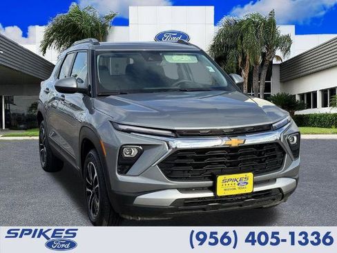 Used 2025 Chevrolet TrailBlazer LT AWD/4WD image 1