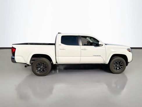 Used 2023 Toyota Tacoma SR5 RWD image 4