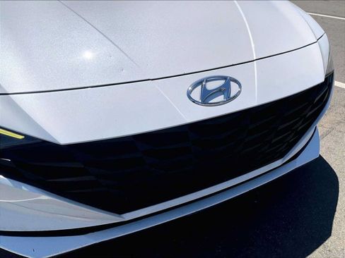 Used 2021 Hyundai Elantra SEL FWD image 31