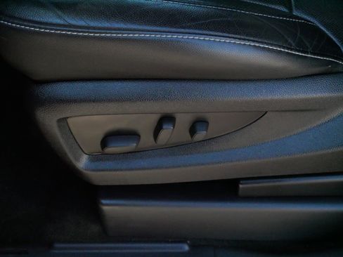 Used 2015 GMC Sierra 1500 SLT w/ SLT Crew Cab Value Package image 20