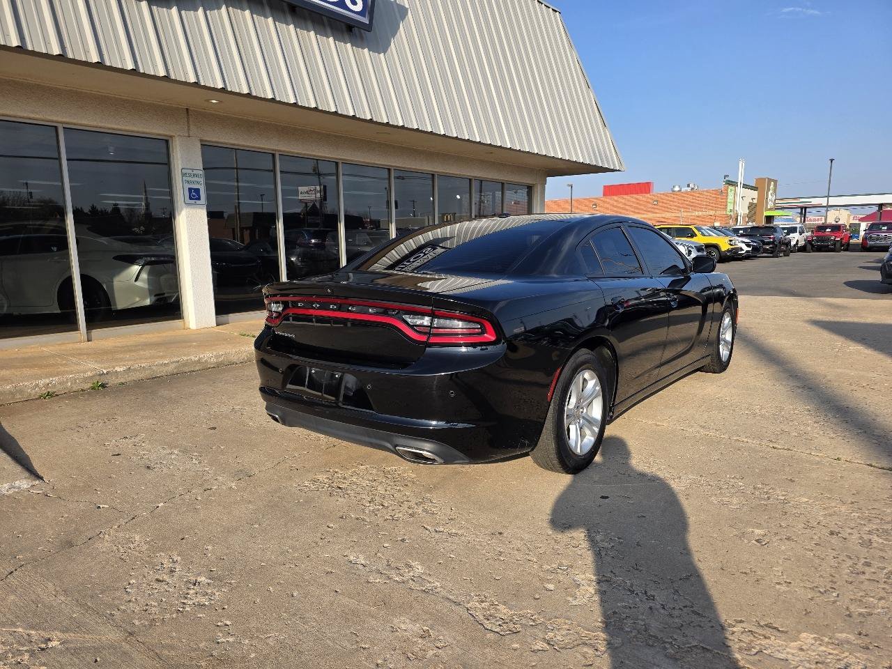 Used 2022 Dodge Charger SXT w/ Leather Interior Group RWD image 8