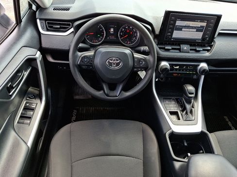 Certified 2022 Toyota RAV4 LE image 12