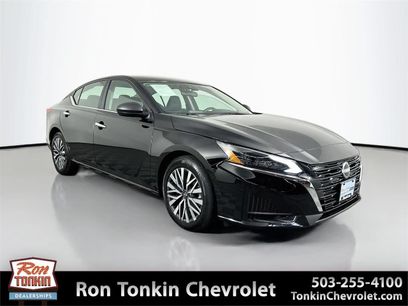 Used 2025 Nissan Altima 2.5 SV