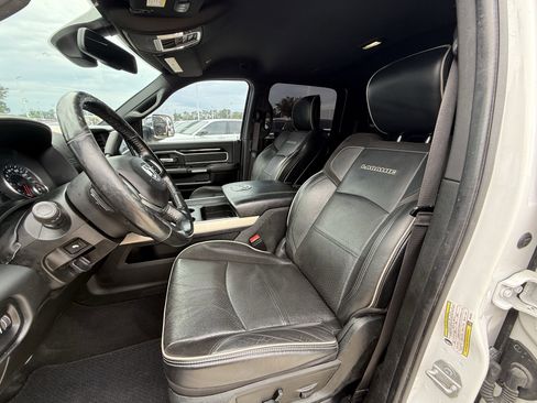 Used 2019 RAM 3500 Laramie image 27